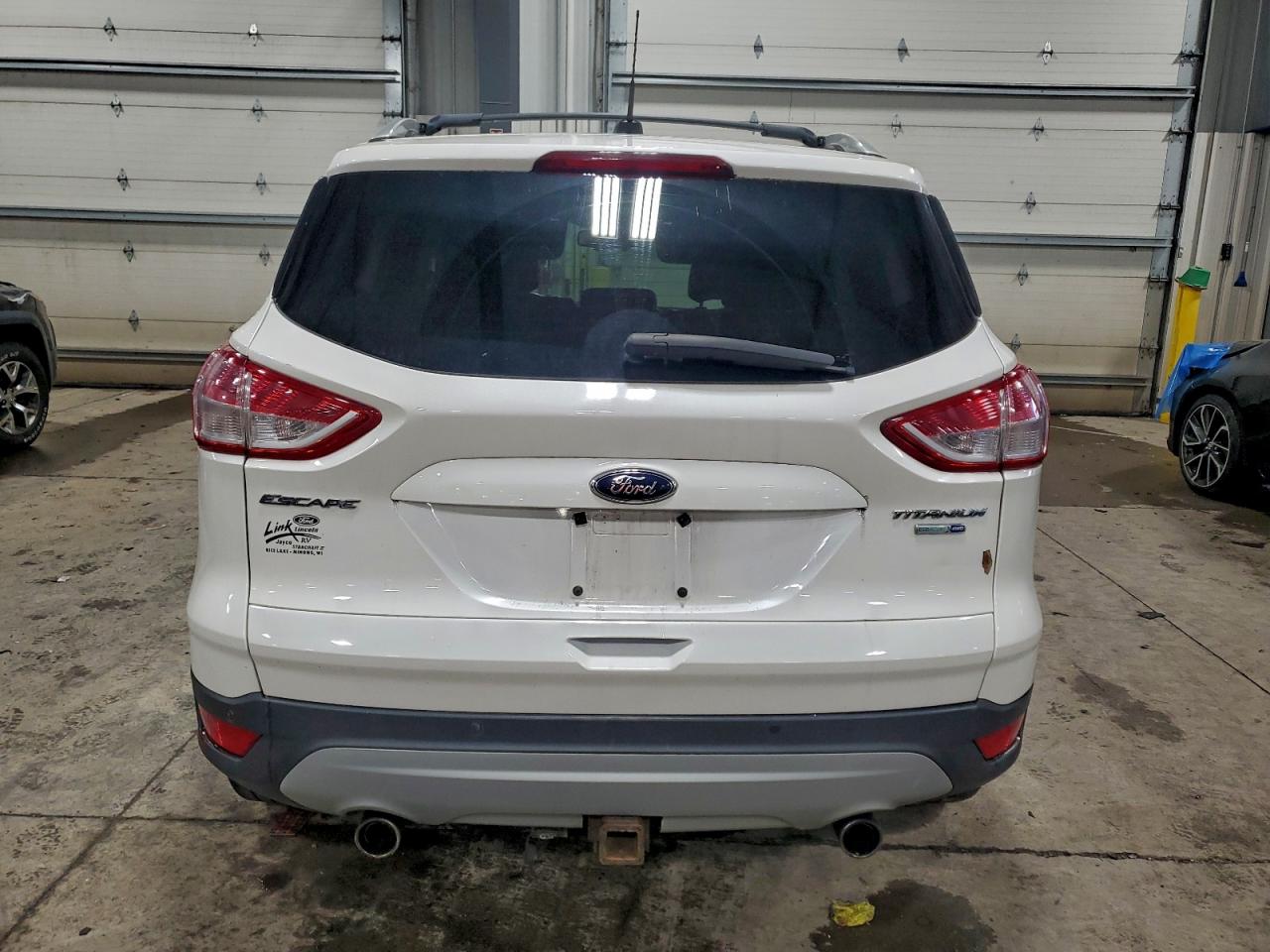 Ford Escape Titanium Image 6