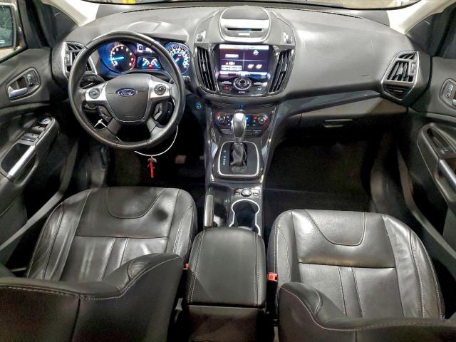Ford Escape Titanium Image 11
