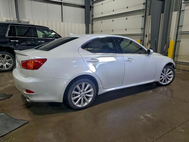 Lexus Is 250 Image 2