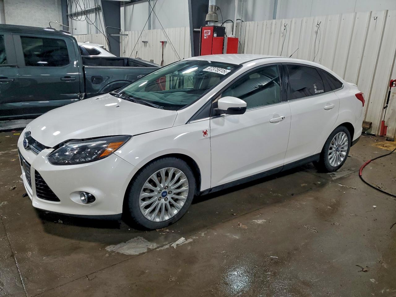 Ford Focus Titanium Image 1