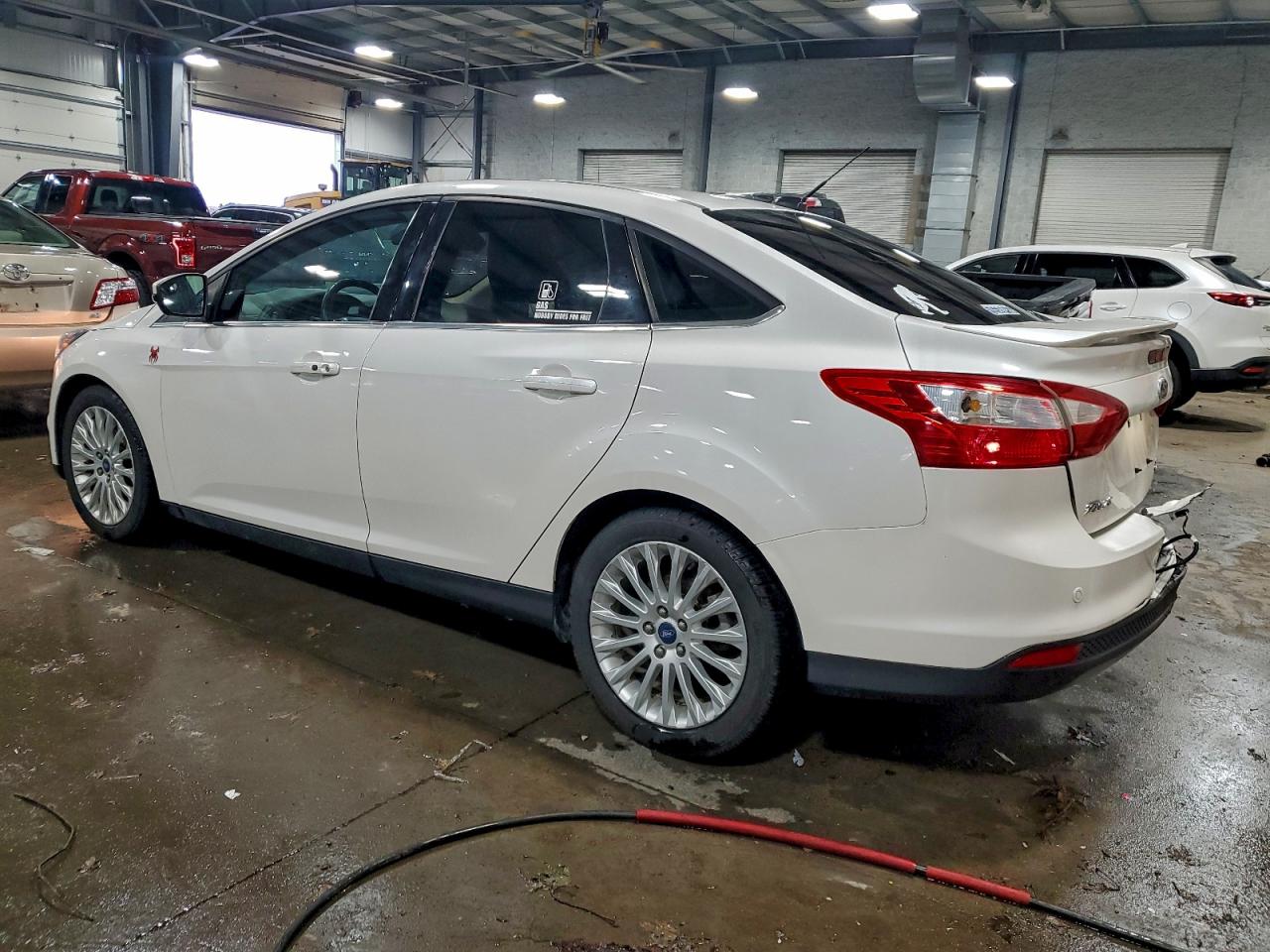 Ford Focus Titanium Image 10