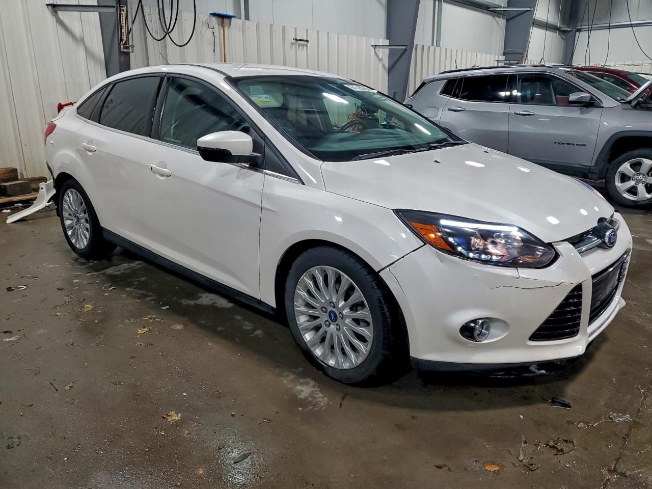 Ford Focus Titanium Image 8