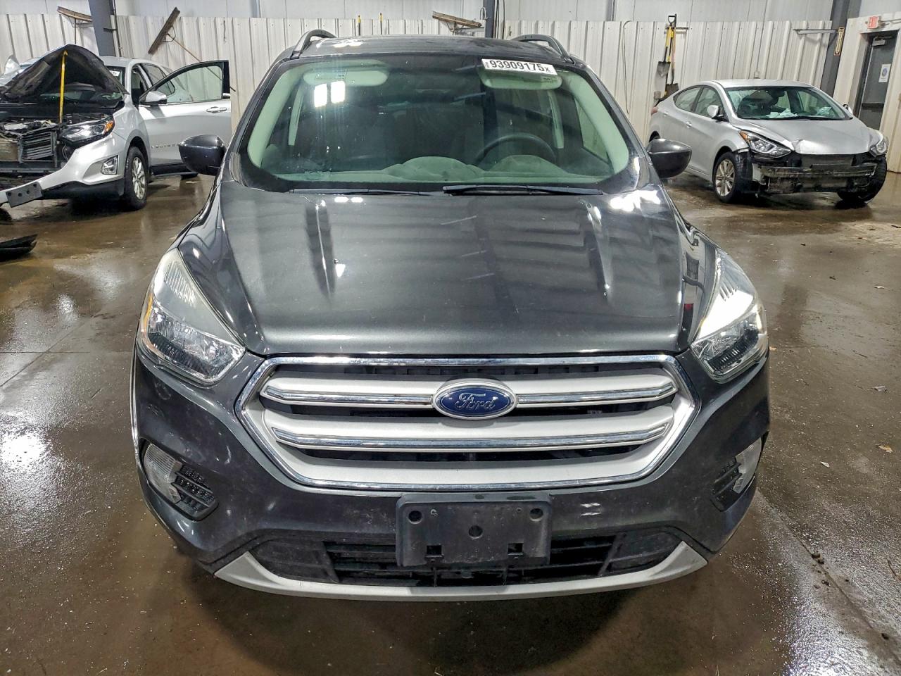 Ford Escape Se Image 8