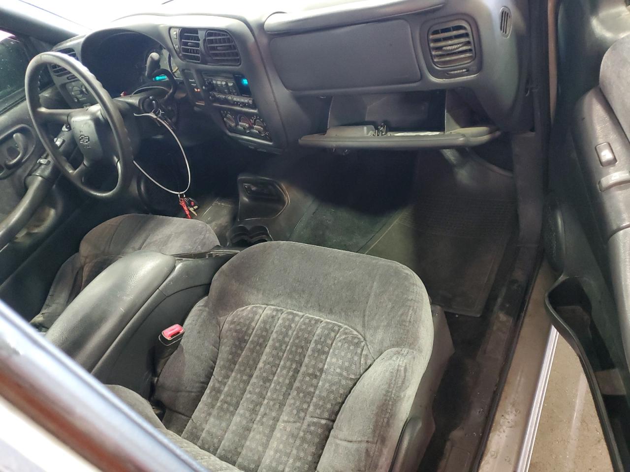 Chevrolet S-10 S10 Image 11