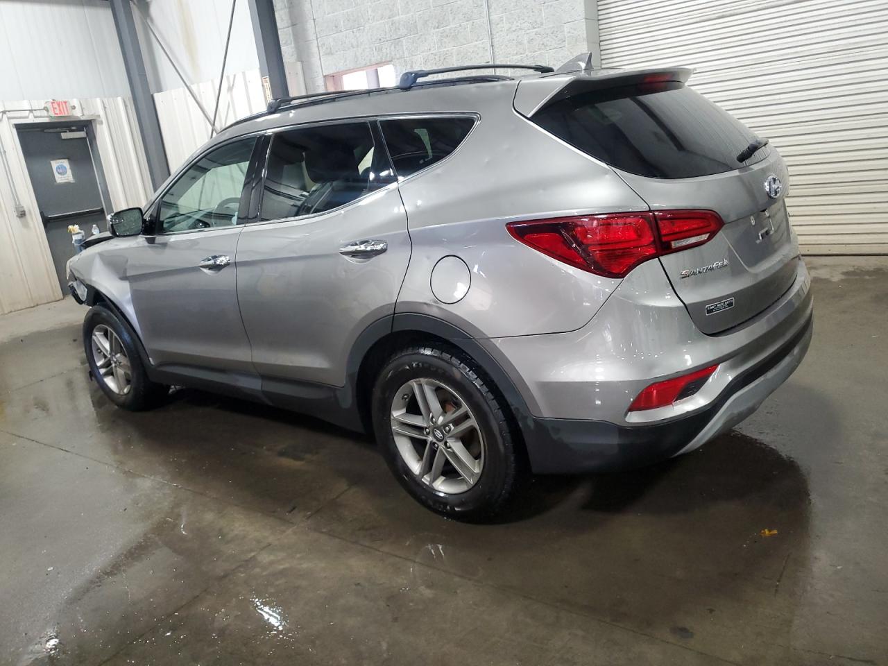 Hyundai SANTA FE Image 8