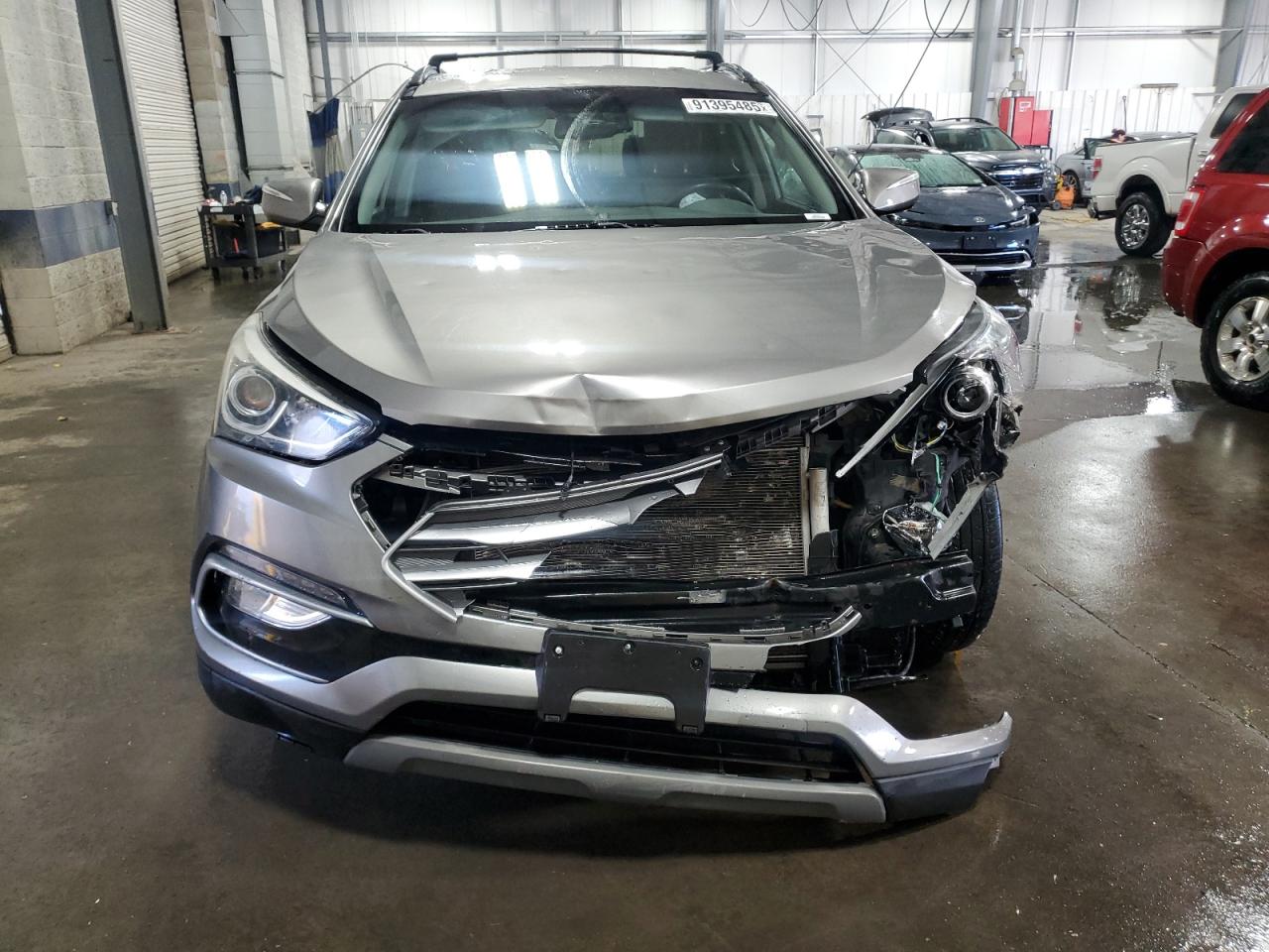 Hyundai SANTA FE Image 12