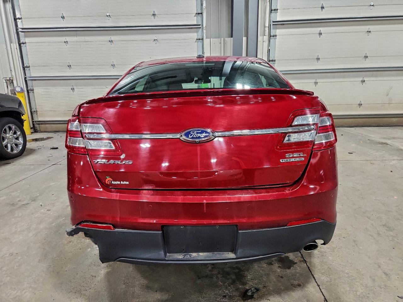 Ford Taurus Sel Image 12
