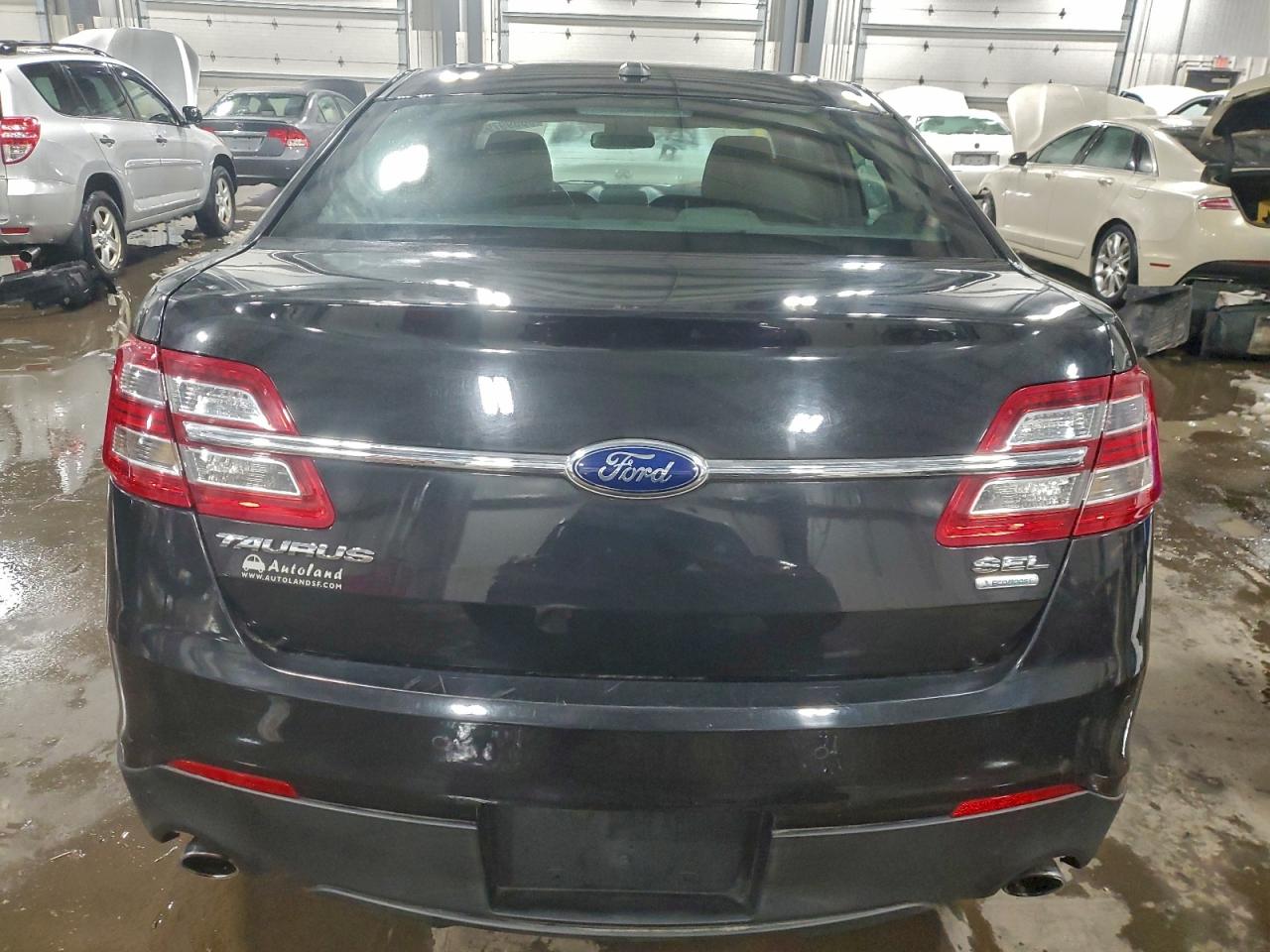 Ford Taurus Sel Image 4