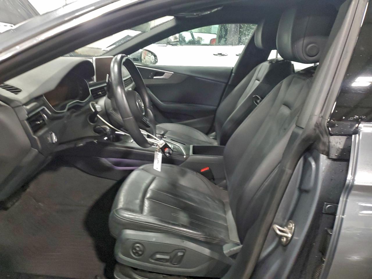 Audi A5 Premium Plus Image 3