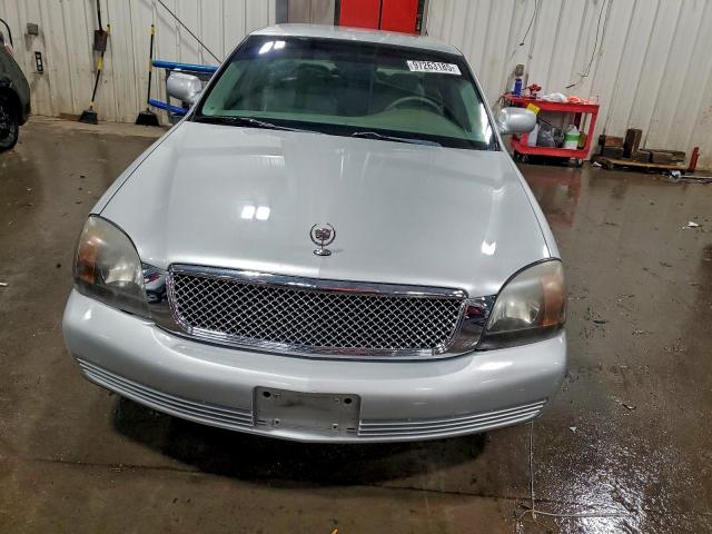 Cadillac DeVille Image 10