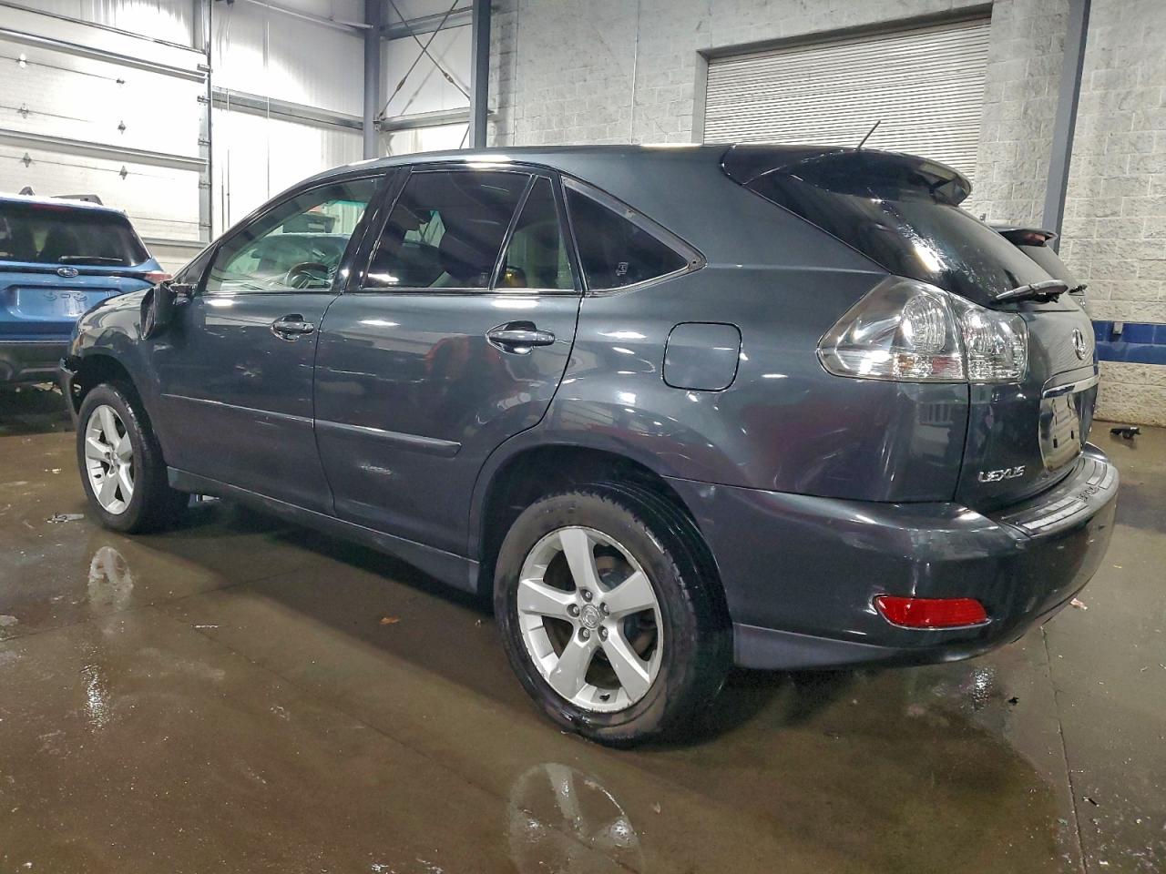 Lexus RX 330 Image 3