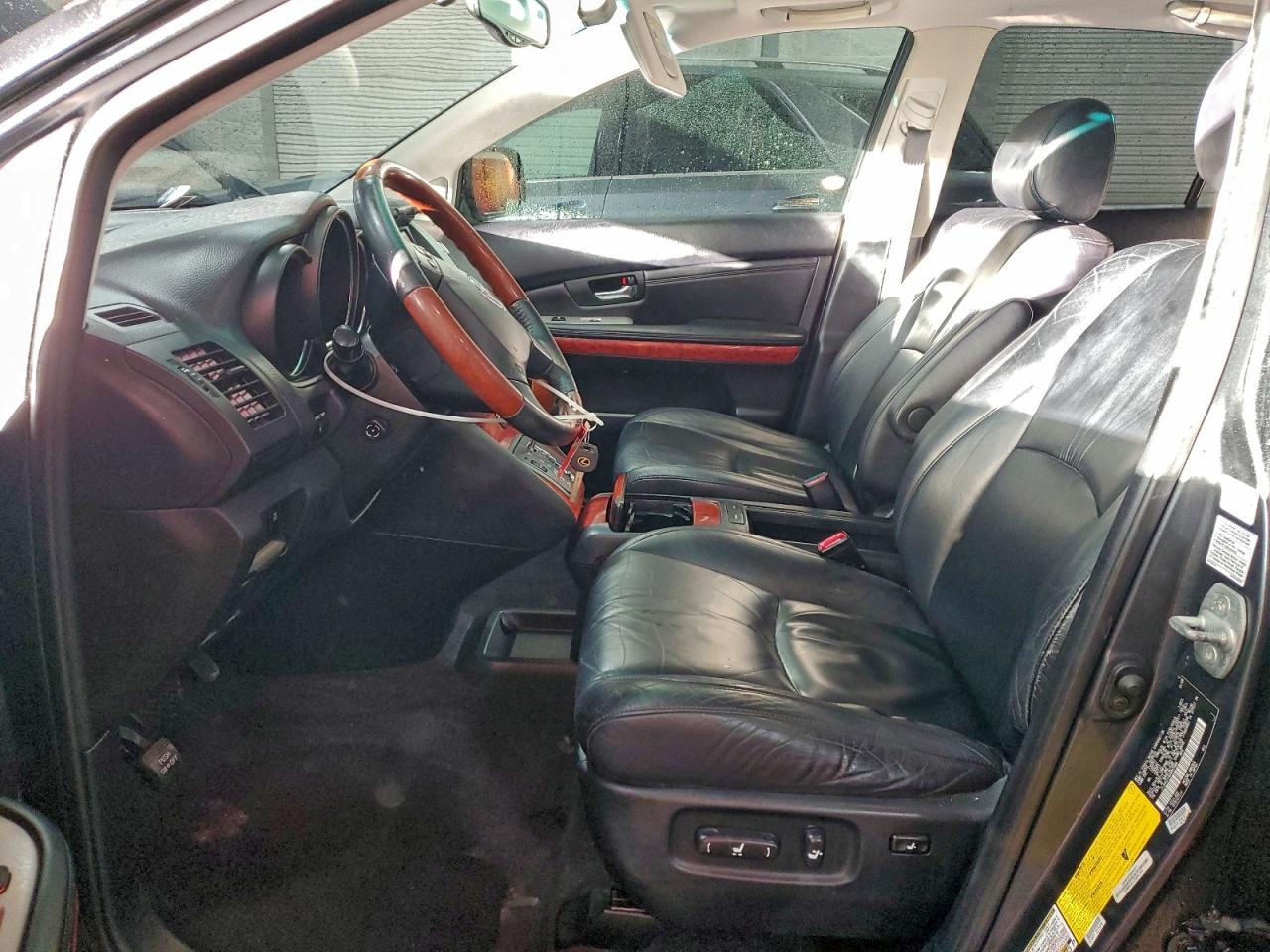 Lexus RX 330 Image 6