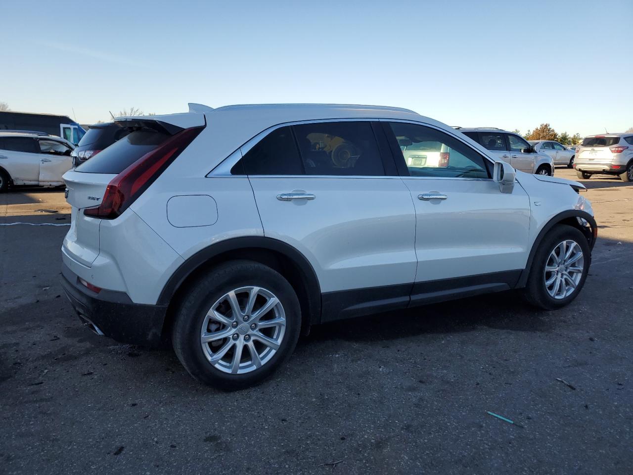 Cadillac XT4 Luxury Image 2