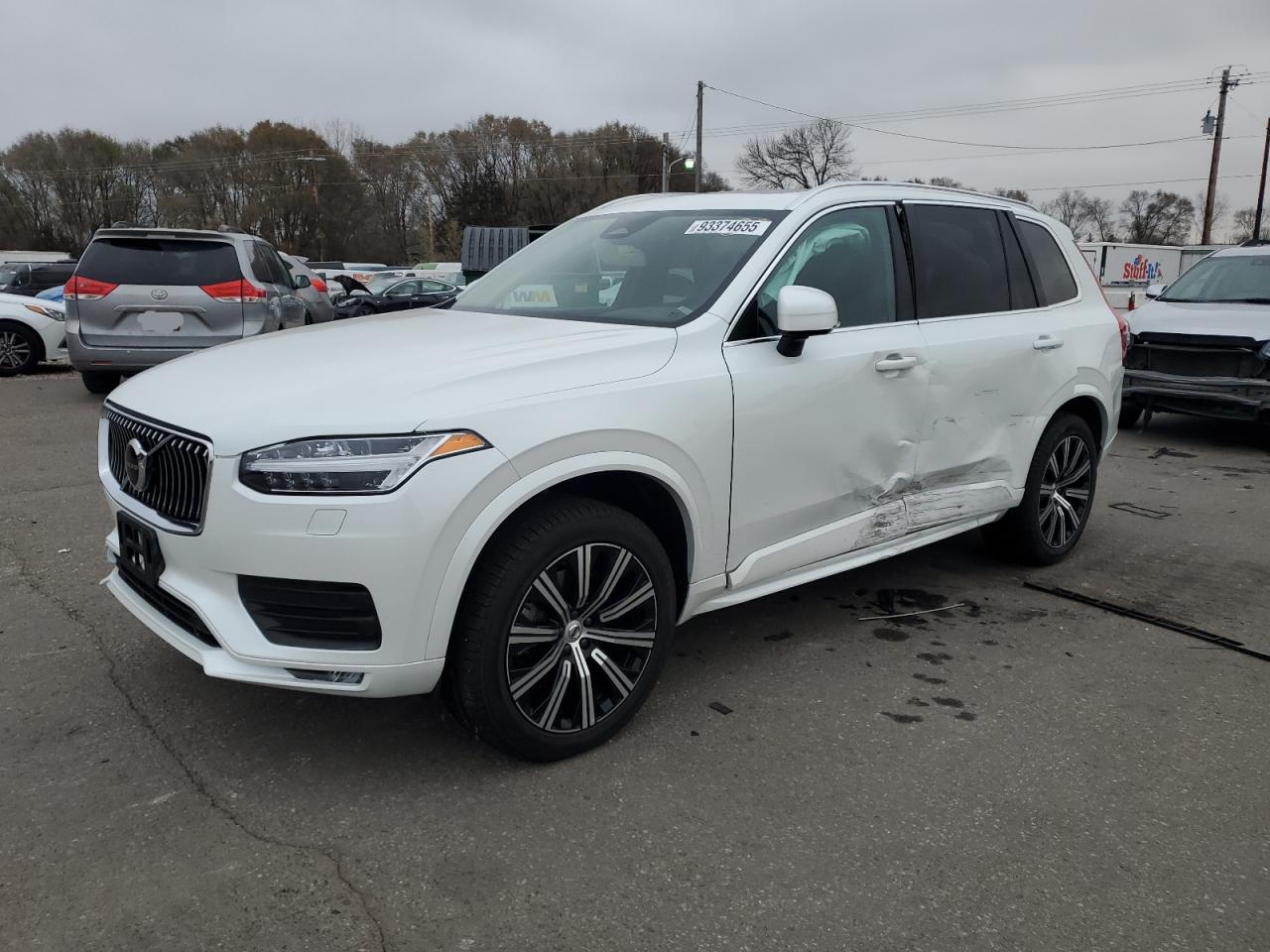 Volvo Xc90 Core Core Image 1