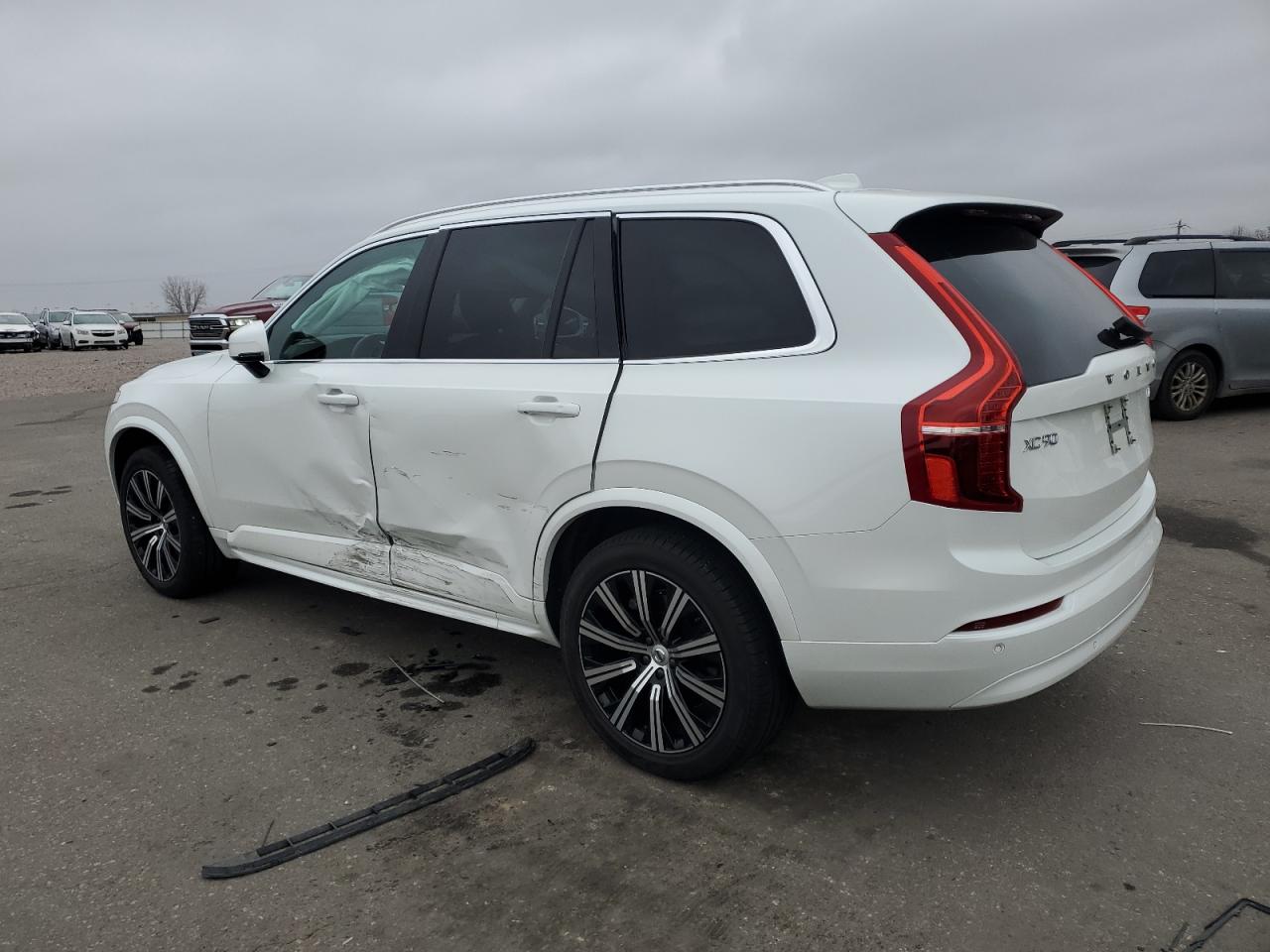 Volvo Xc90 Core Core Image 2