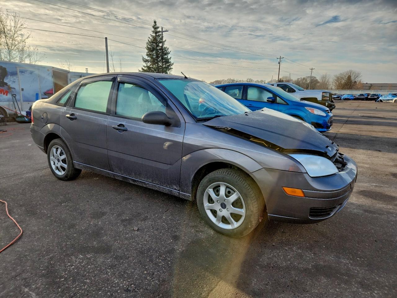 Ford Focus Zx4 Image 6
