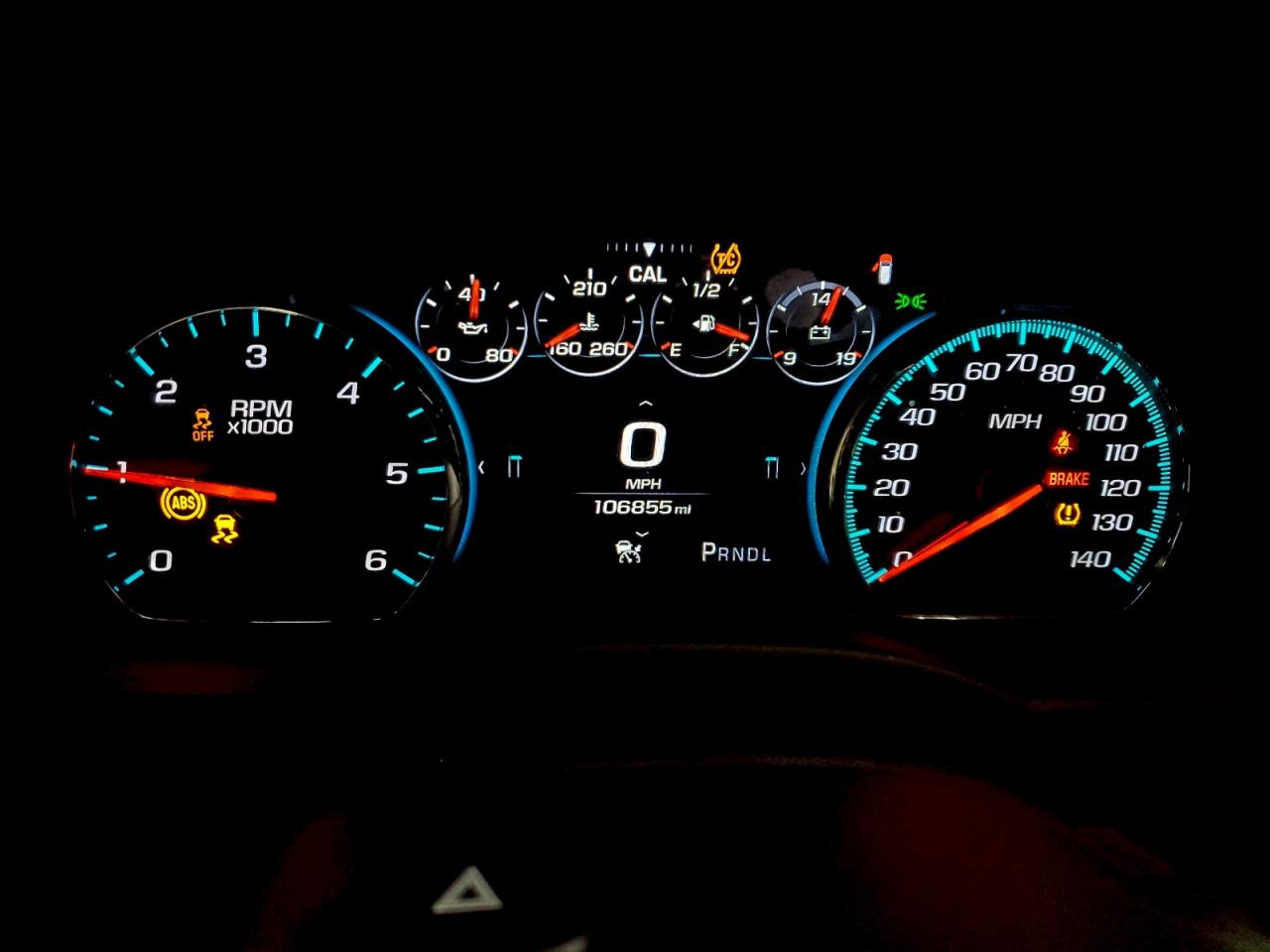 GMC Yukon Denali Image 4