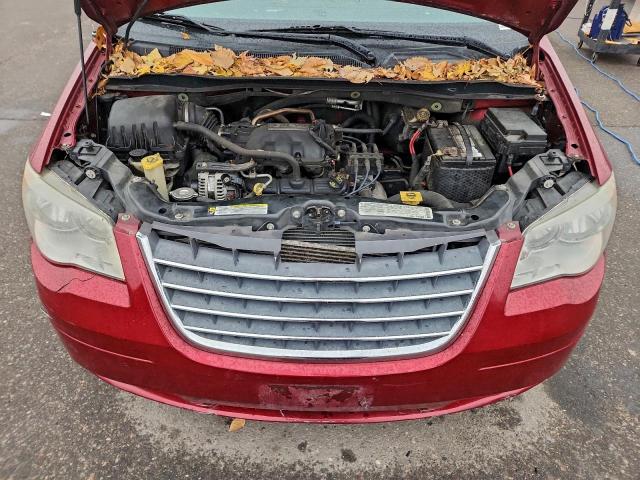 Chrysler Minivan Touring Plus Image 8