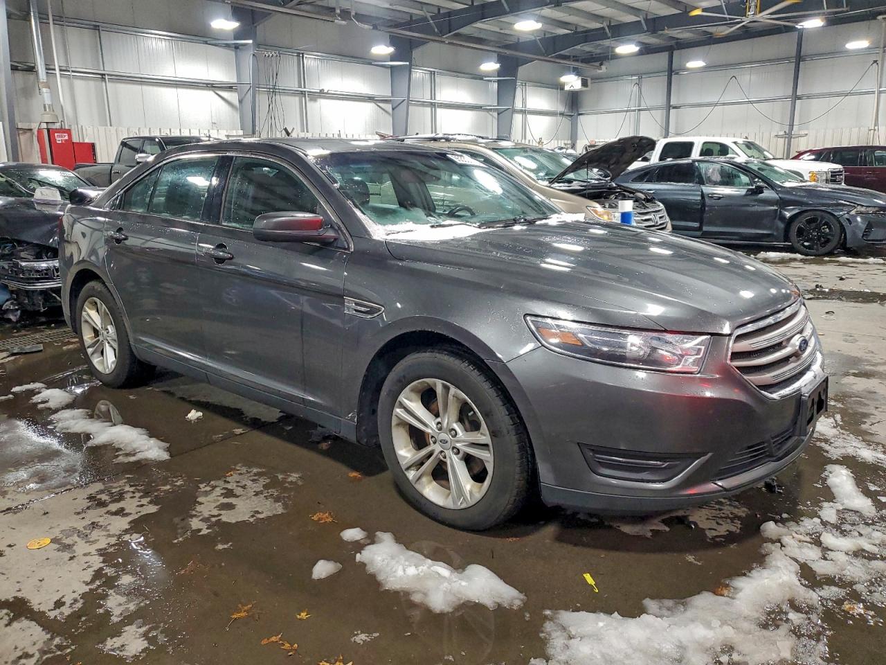 Ford Taurus Sel Image 11