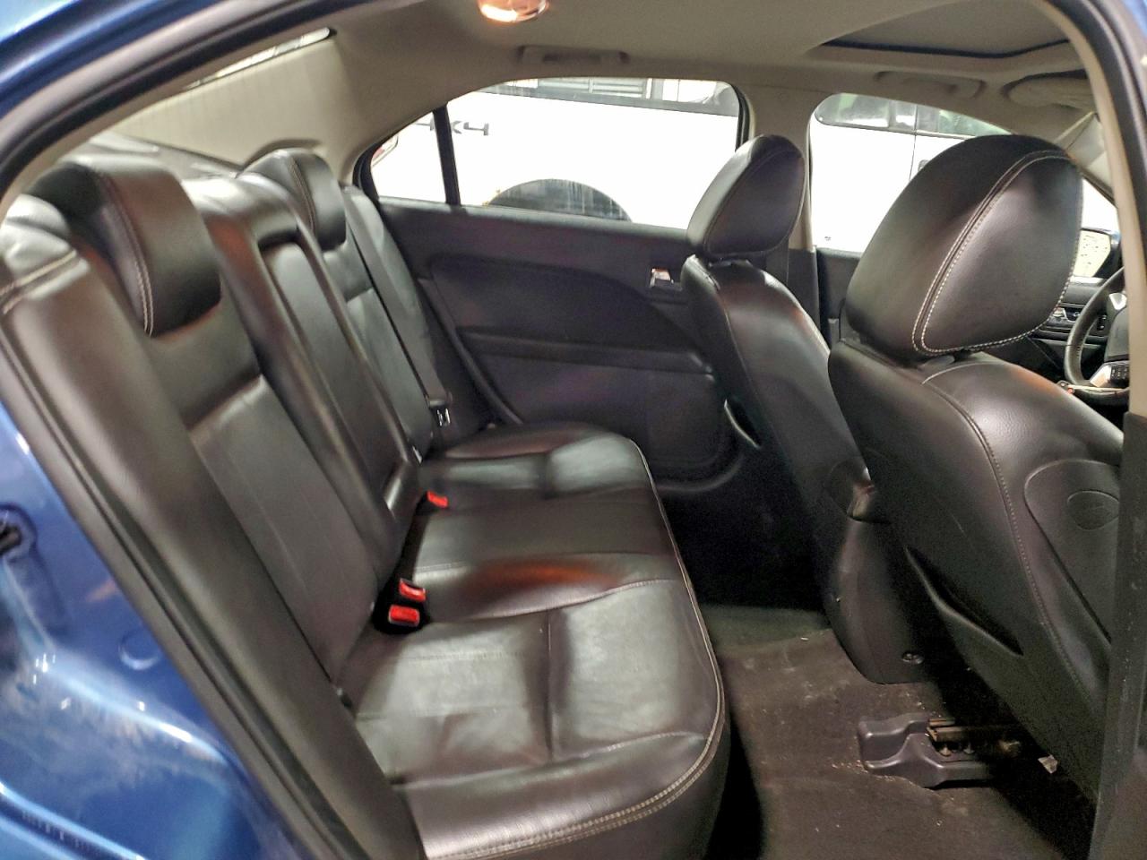 Mercury Milan Premier Image 12