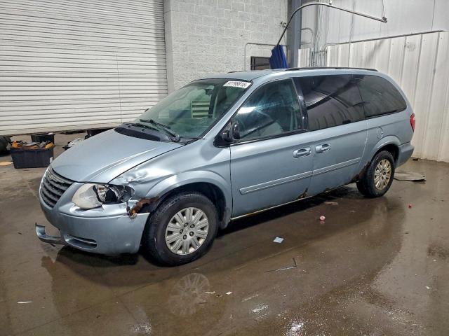  Salvage Chrysler Minivan
