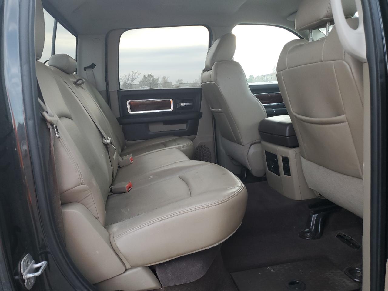 Dodge Ram 2500 Image 11