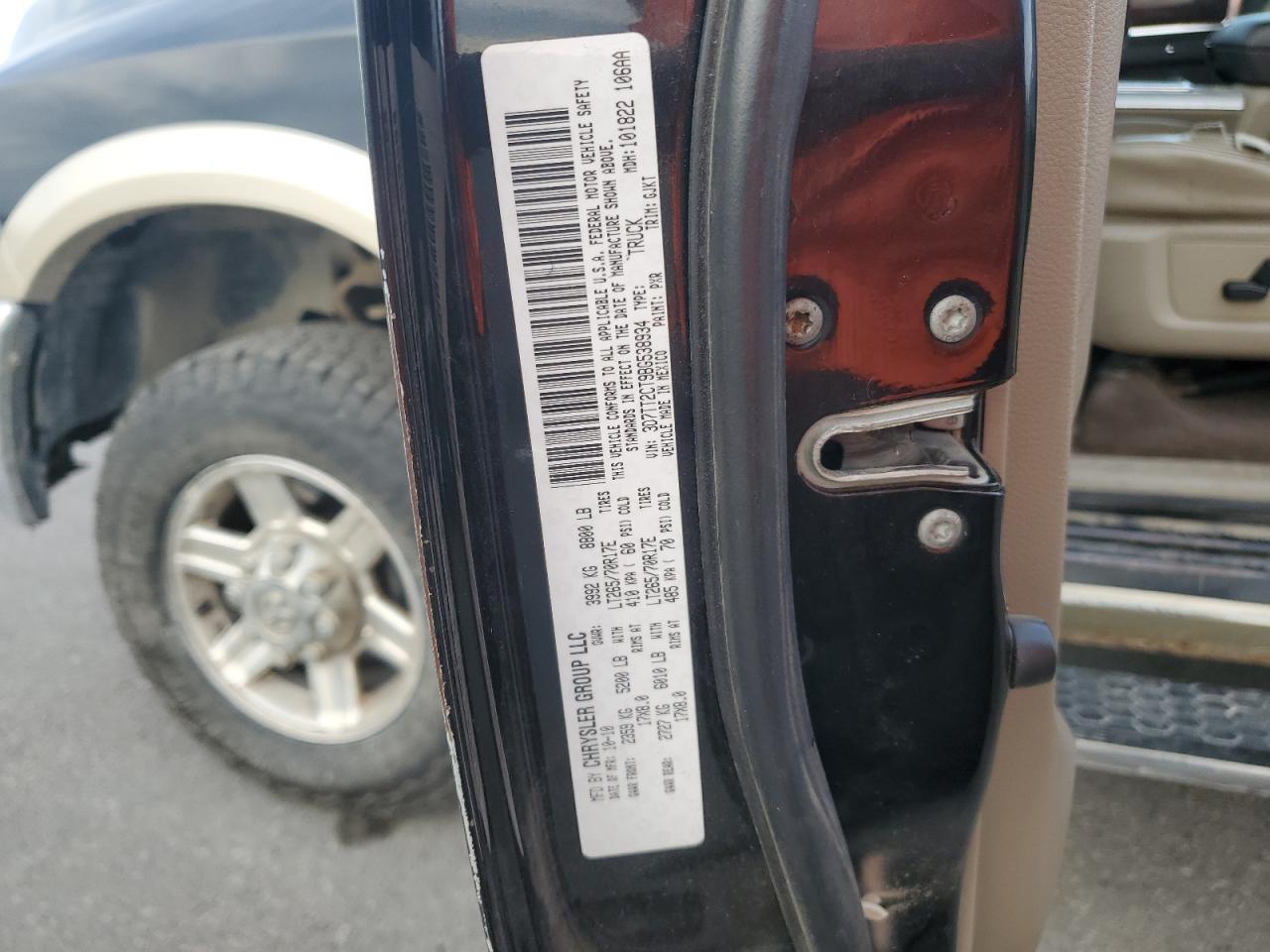 Dodge Ram 2500 Image 12