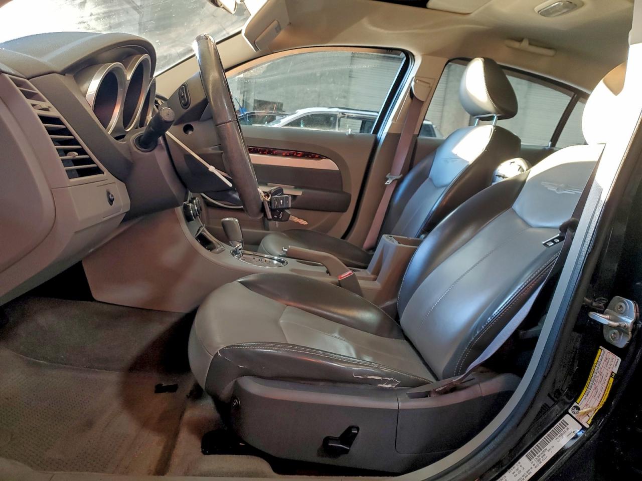 Chrysler Sebring Limited Image 3