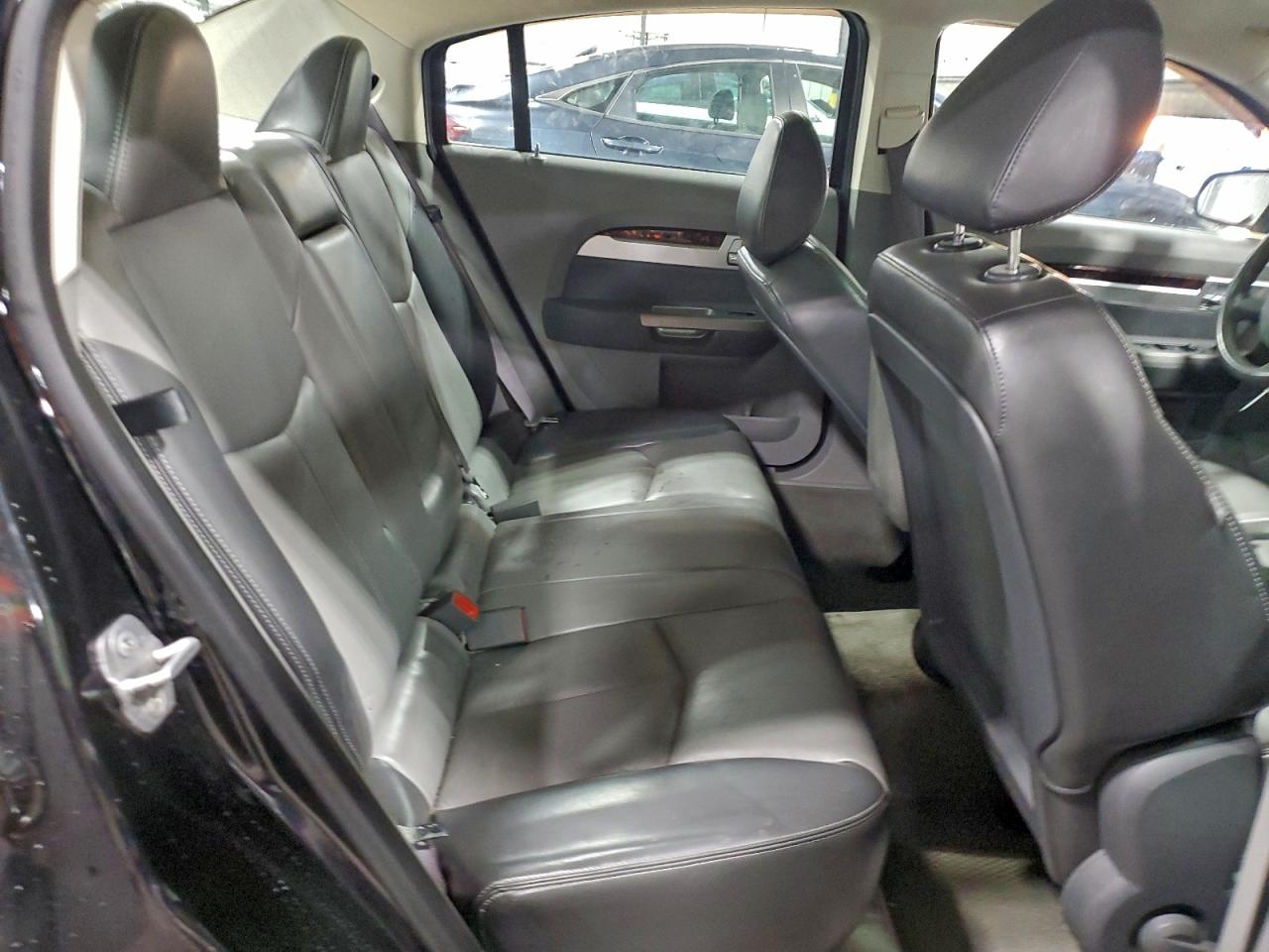 Chrysler Sebring Limited Image 8