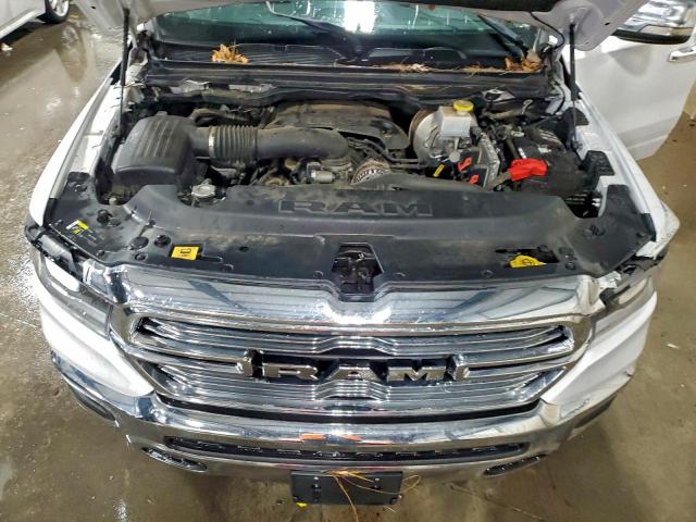 Ram 1500 Laramie Image 13