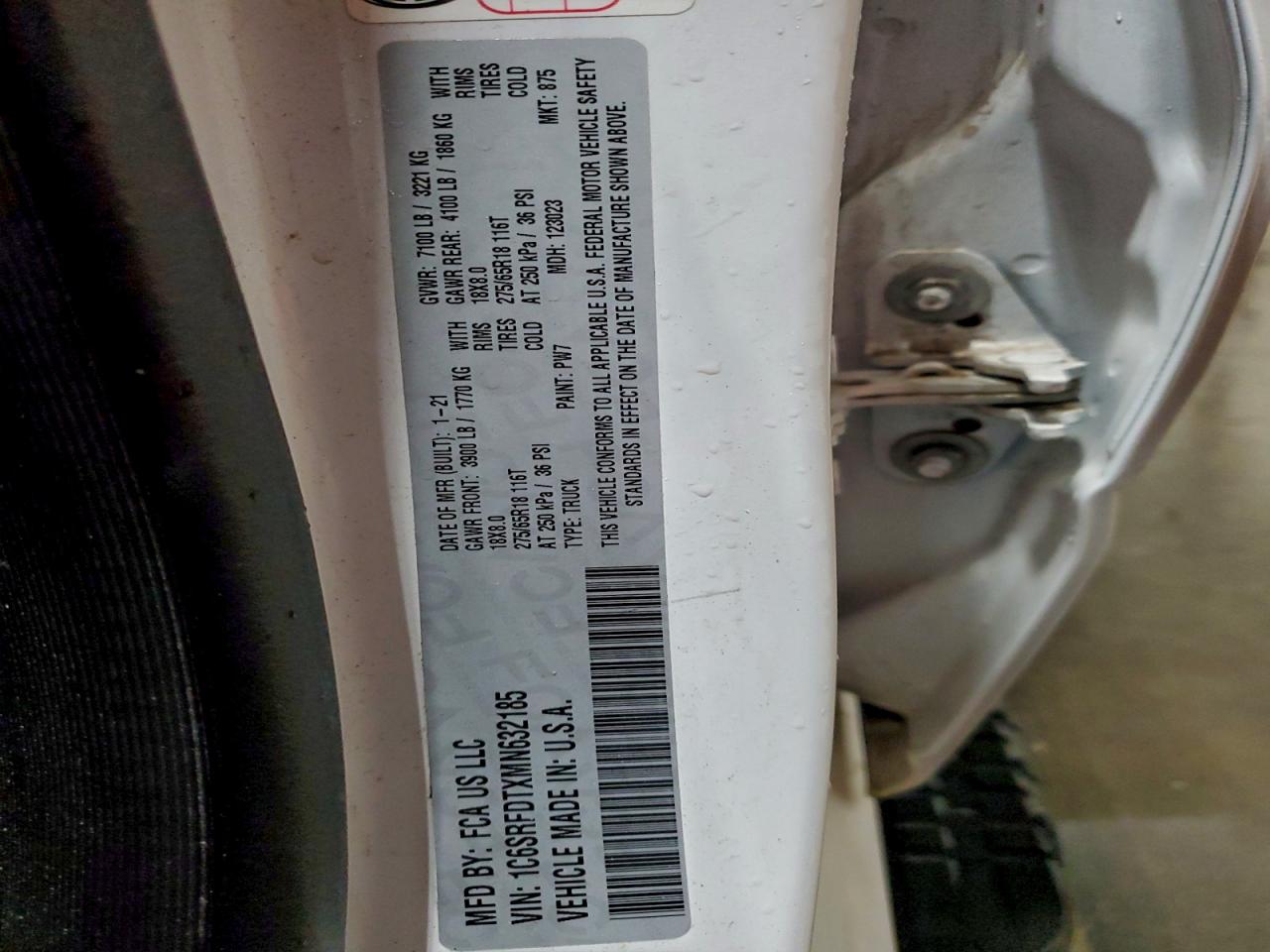 Ram 1500 Laramie Image 12