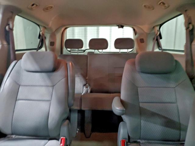 Chrysler Minivan Lx Image 8