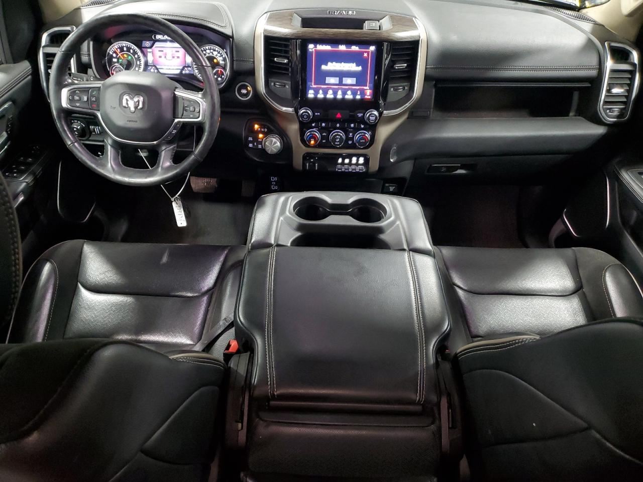 Ram 1500 Laramie Image 7