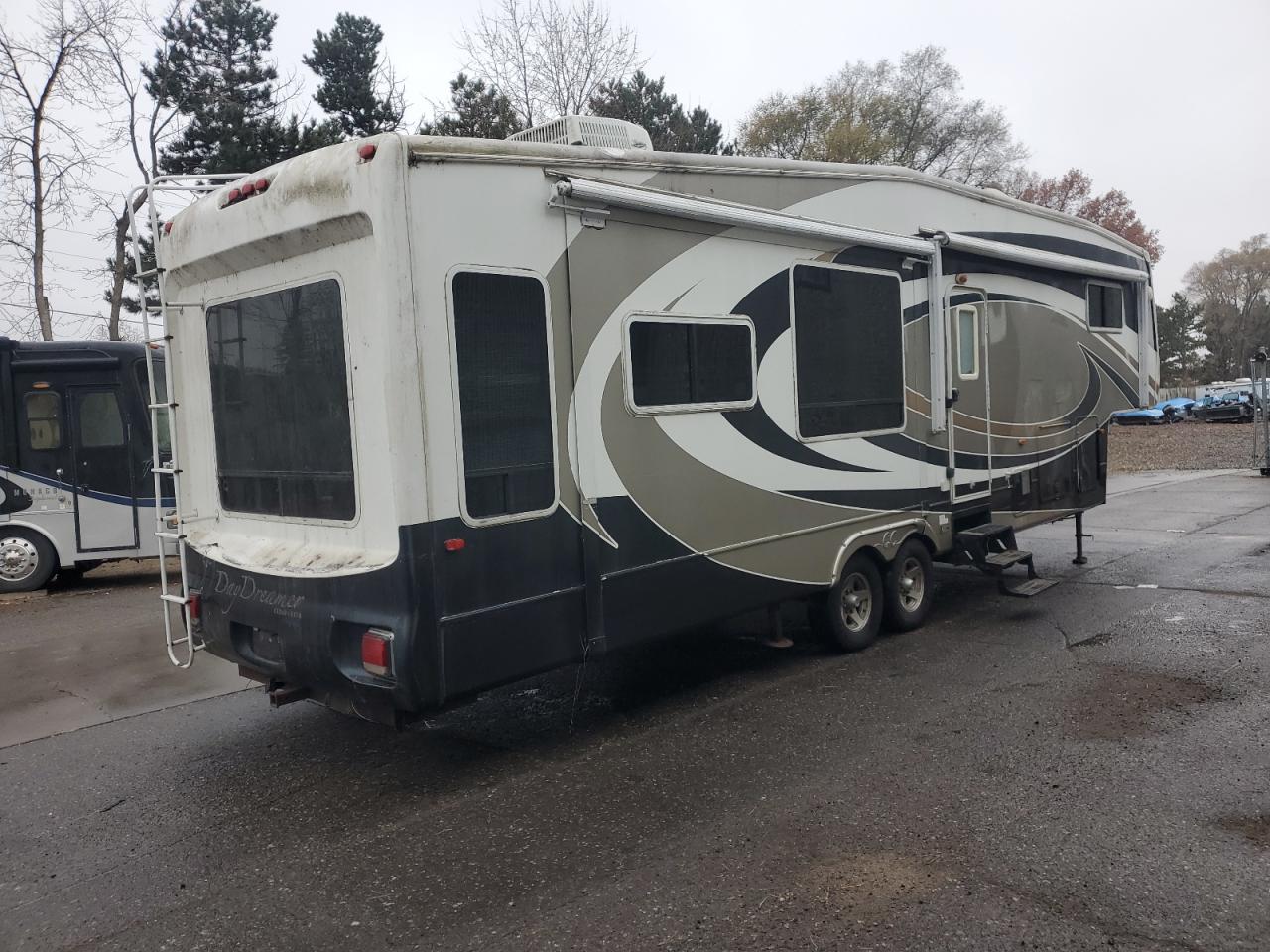 Forest River 5th Wheel Image 2