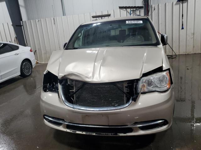 Chrysler Minivan Touring L Image 6