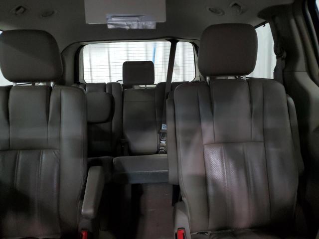 Chrysler Minivan Touring L Image 2