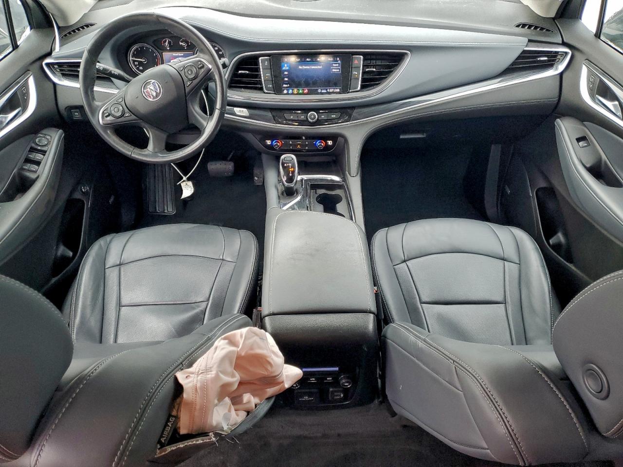 Buick Enclave Essence Image 6