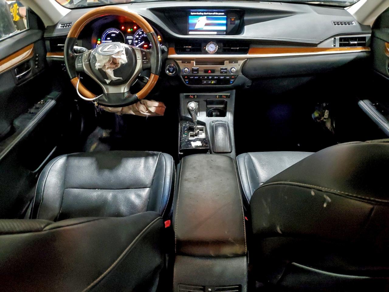 Lexus Es 300h Image 5