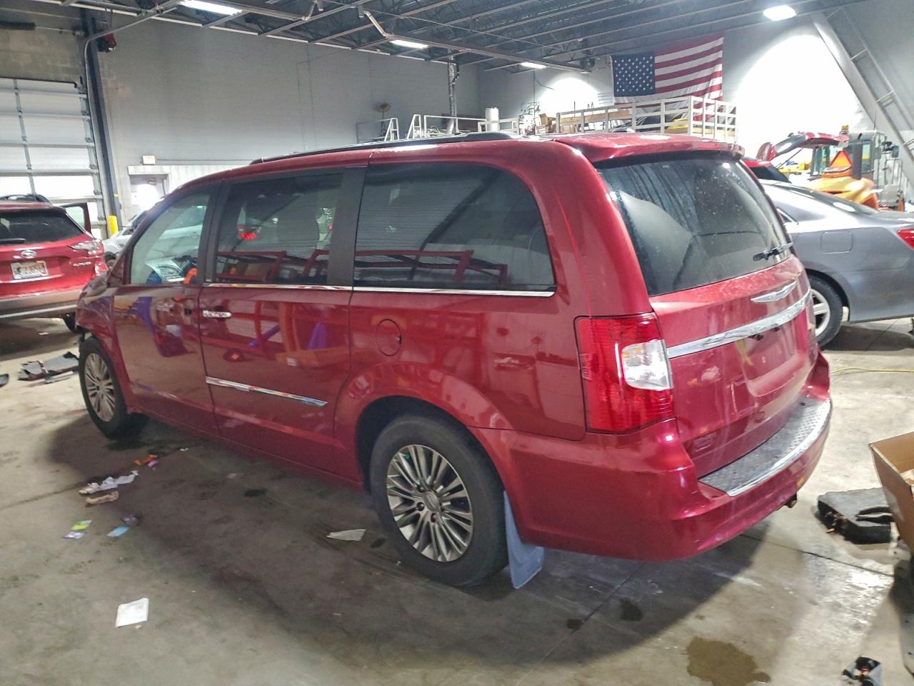 Chrysler Minivan Touring L Image 4