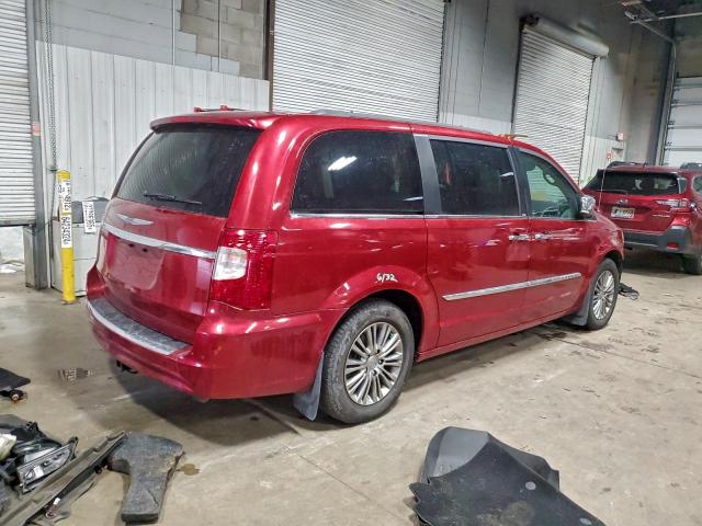 Chrysler Minivan Touring L Image 2