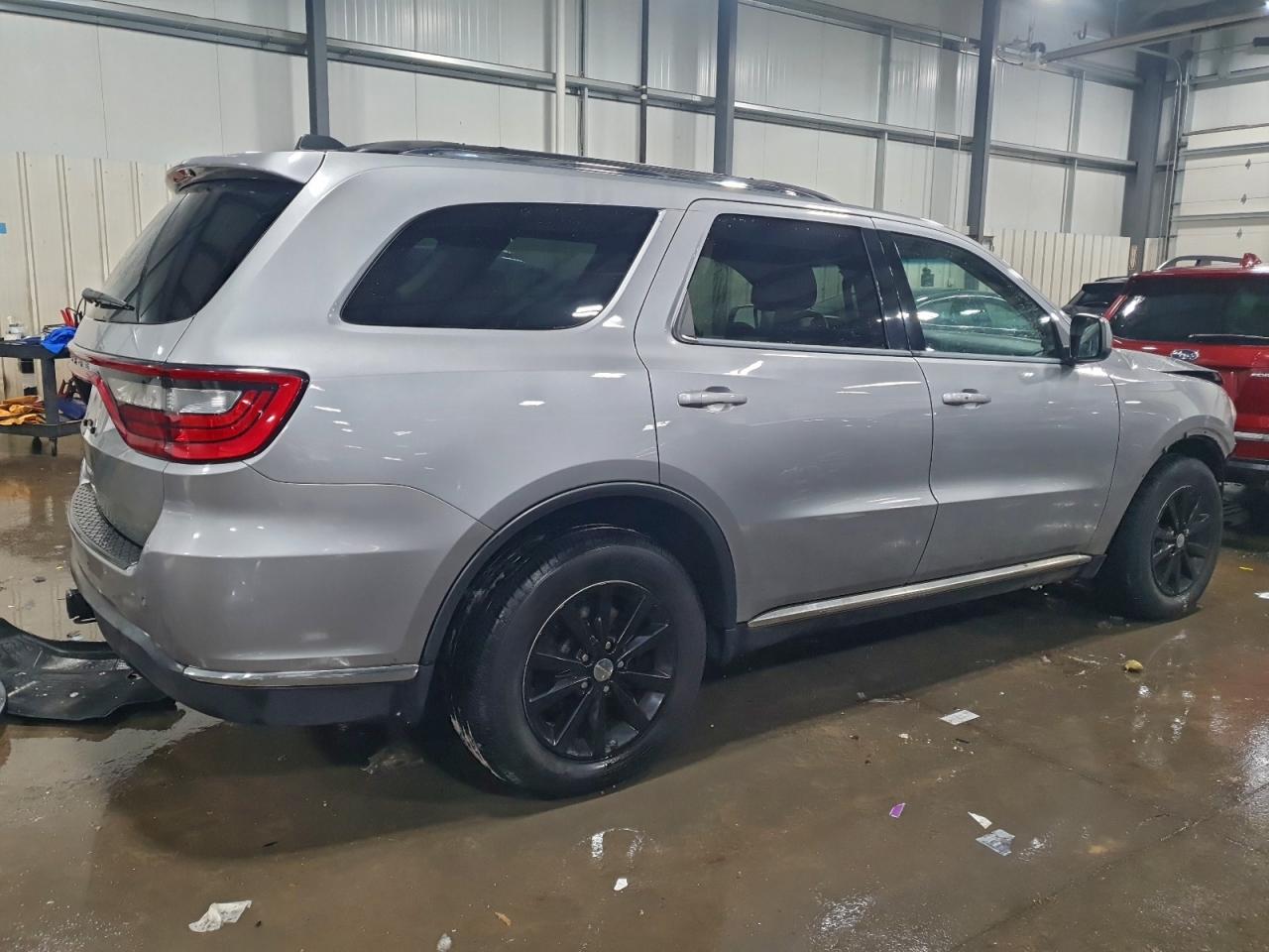 Dodge Durango Sxt Image 2