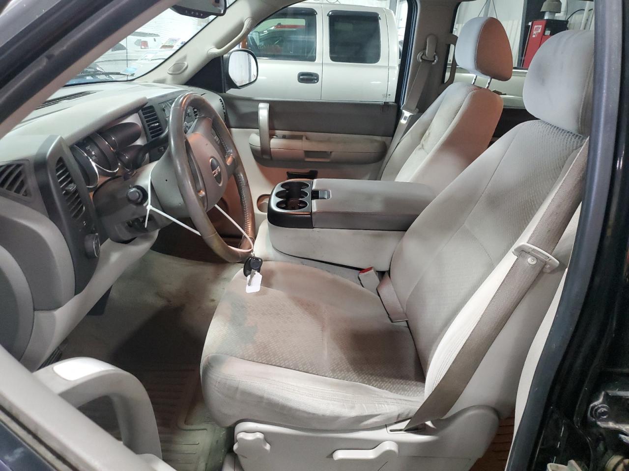 GMC Sierra K1500 Image 4