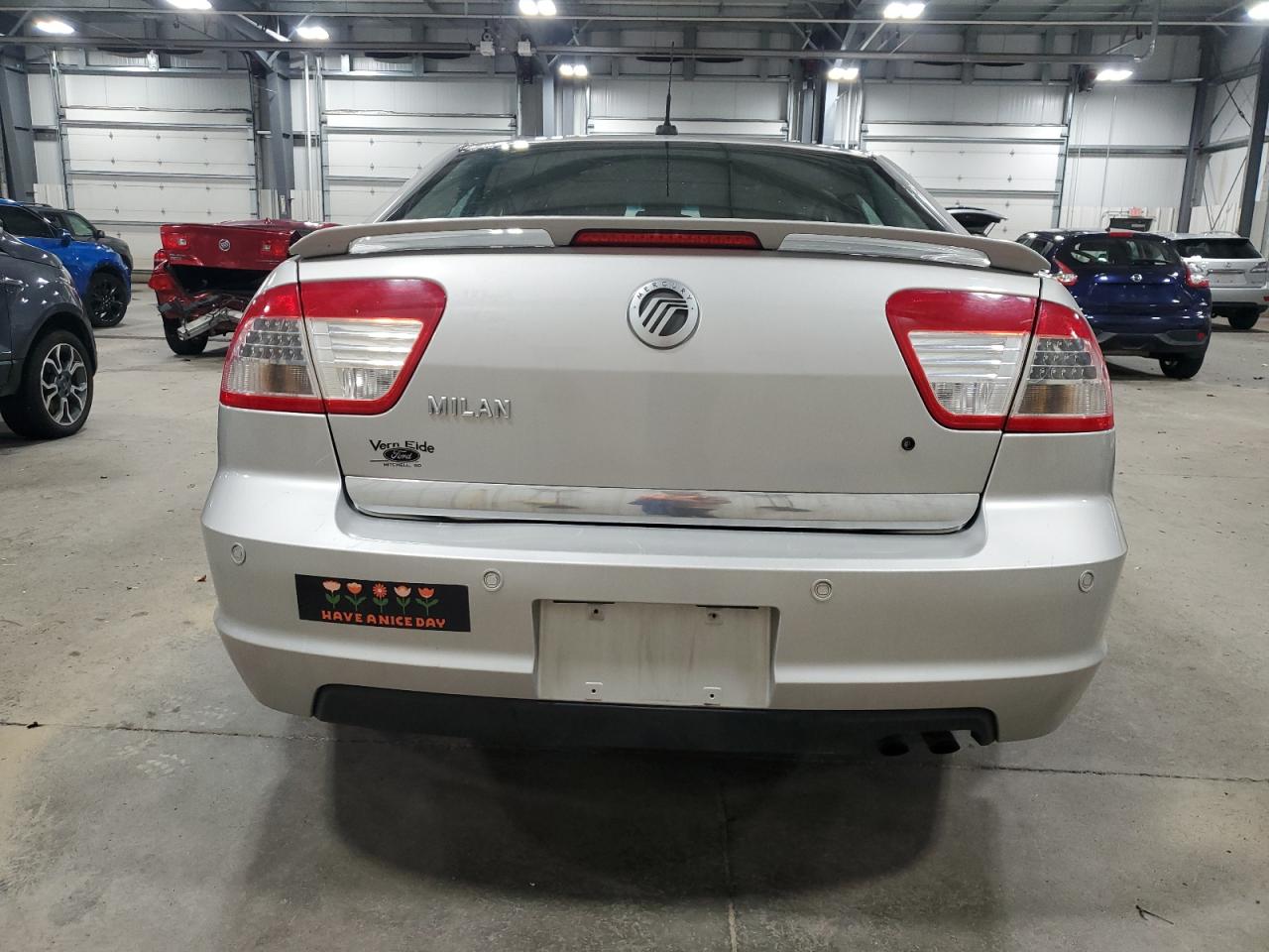 Mercury Milan Image 8