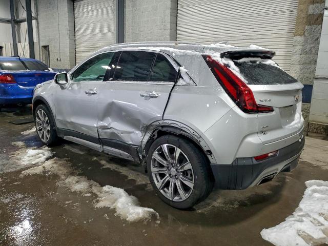 Cadillac XT4 Premium Luxury Image 2