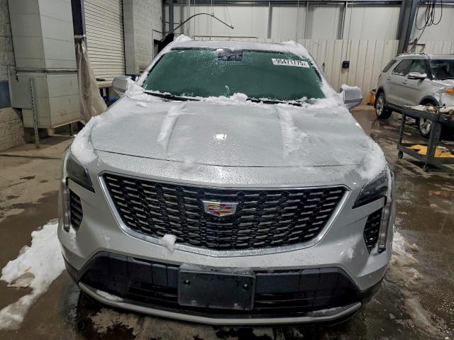 Cadillac XT4 Premium Luxury Image 8