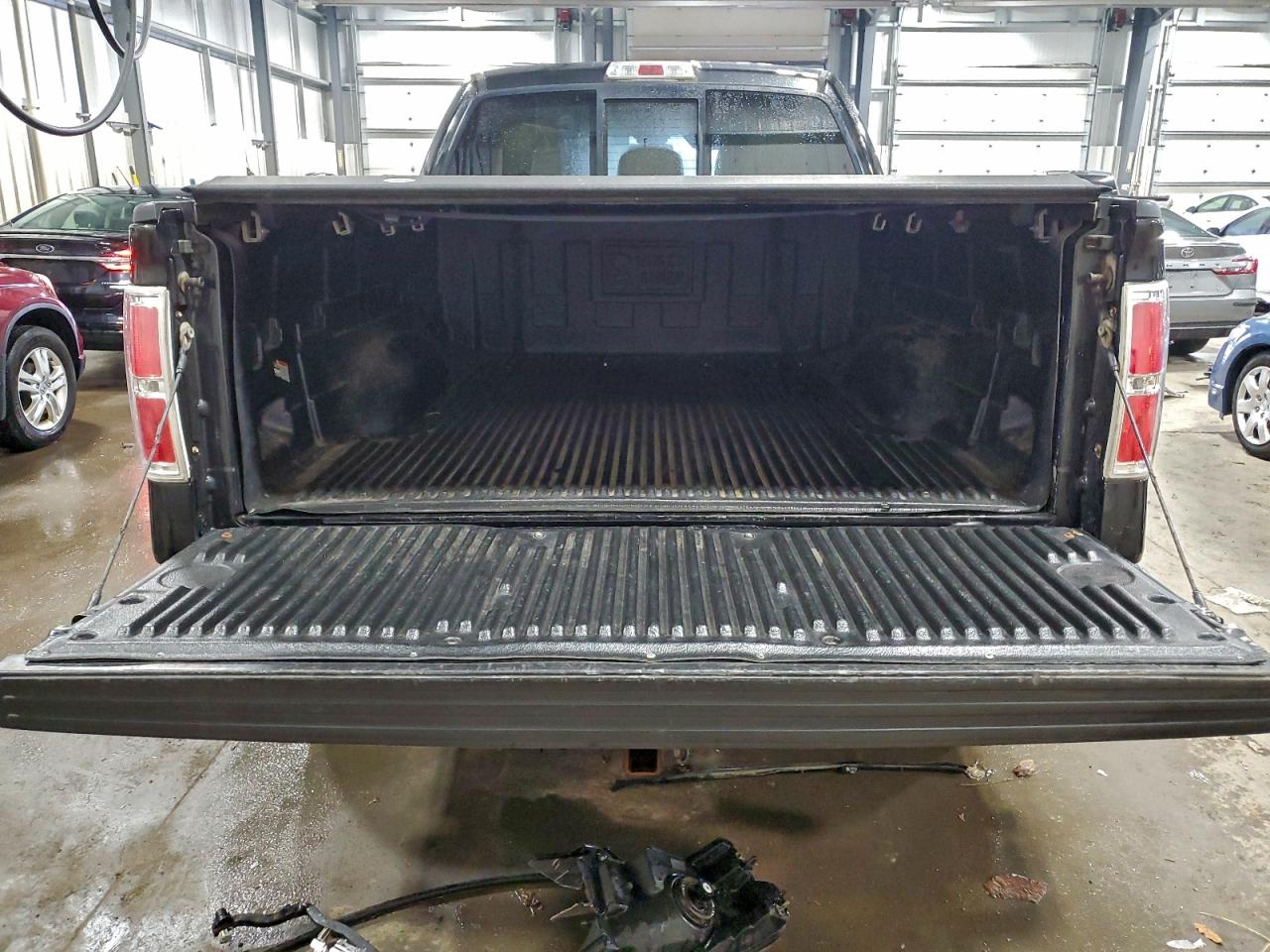 Ford F-150 Supercrew Image 4