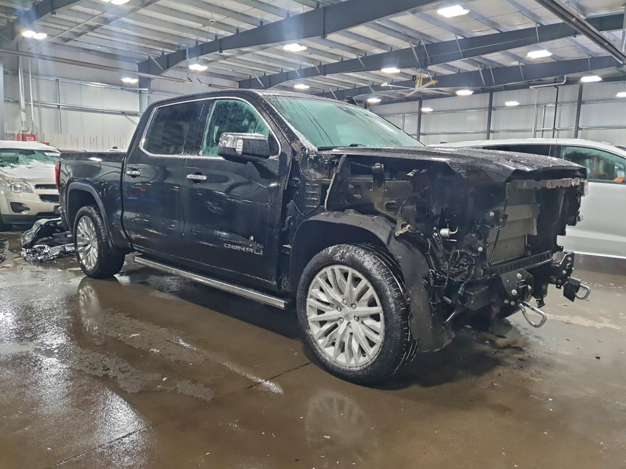 GMC Sierra K1500 Denali Image 3