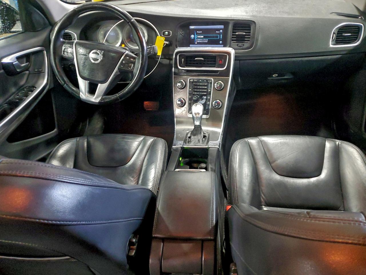 Volvo S60 T5 Image 6