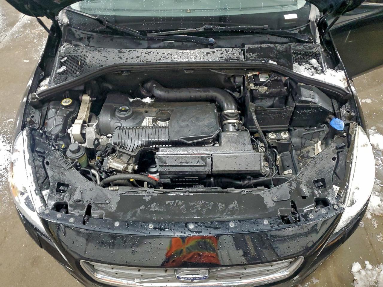 Volvo S60 T5 Image 8