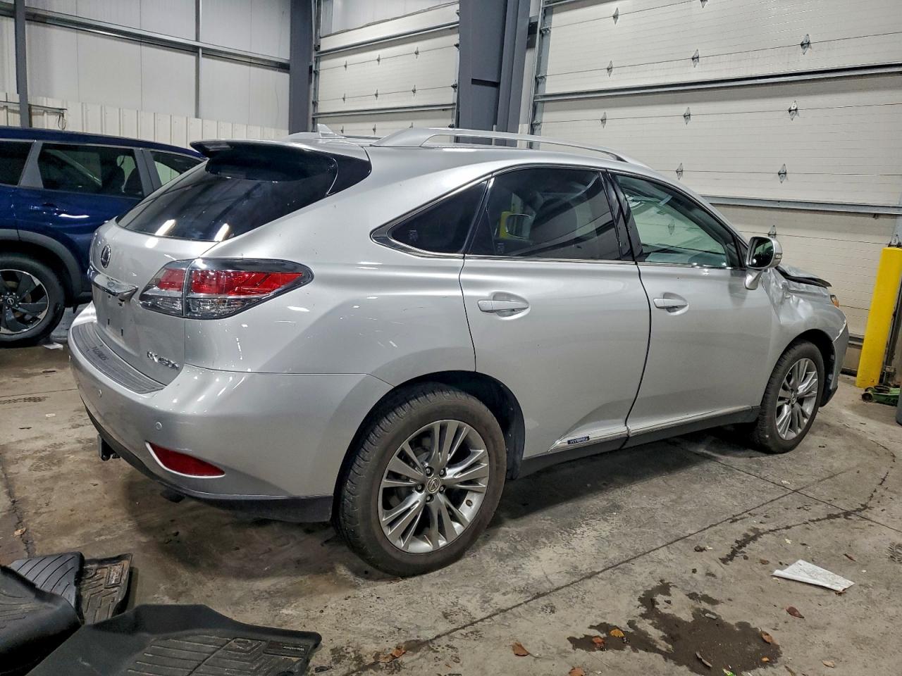 Lexus RX 450h Image 4